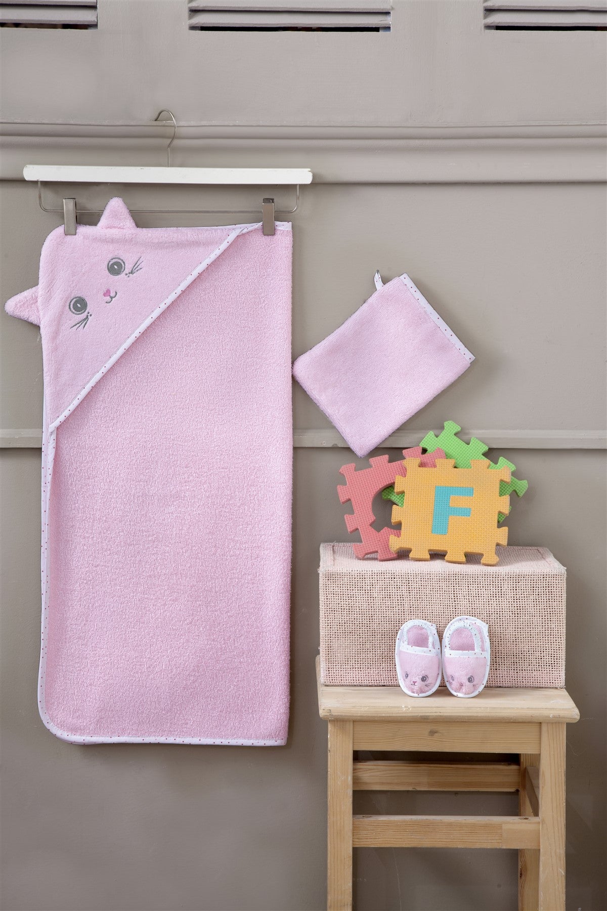 Baby Towel Swaddle Pouch Set Kitty - 3 piece